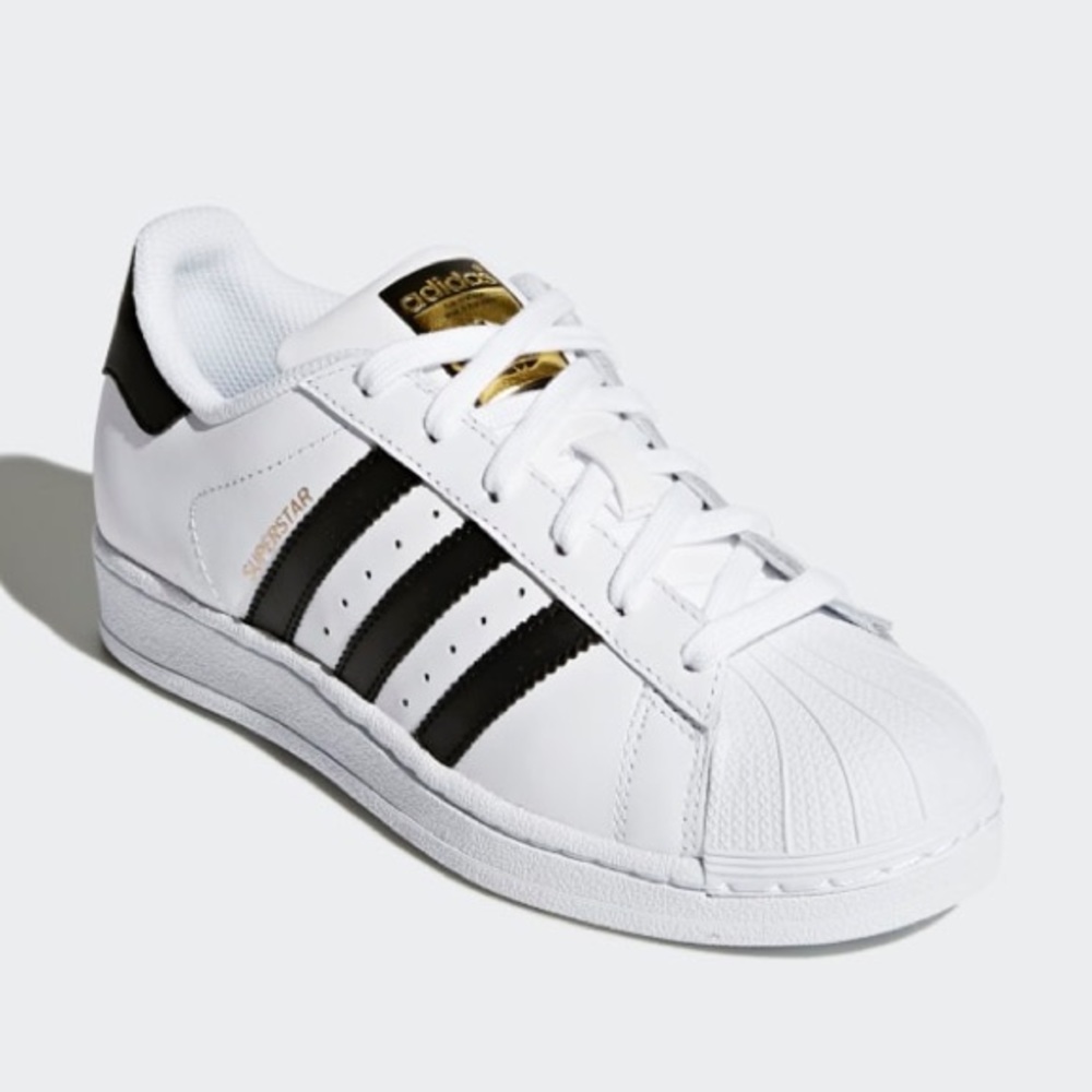 Adidas Superstar
